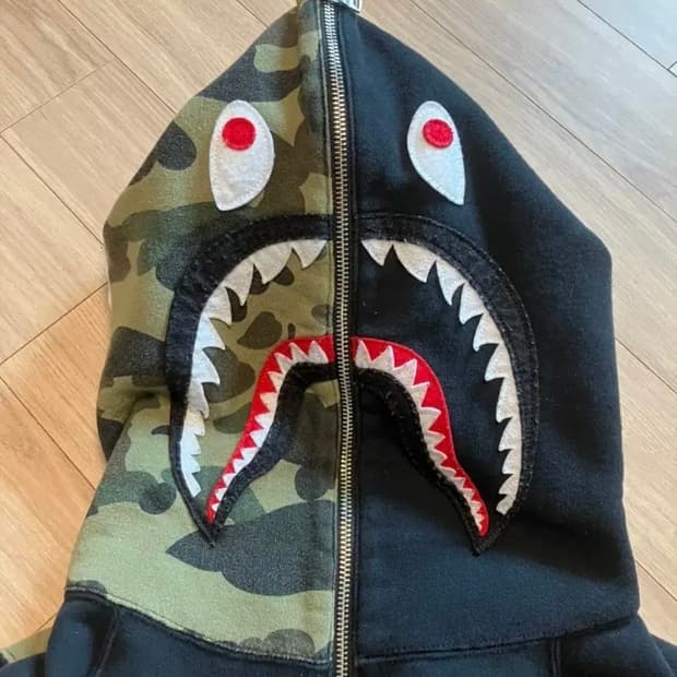 베이프 반집업 카모 샤크후드 정품