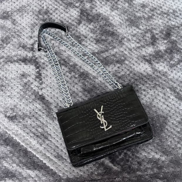 입생로랑 체인백