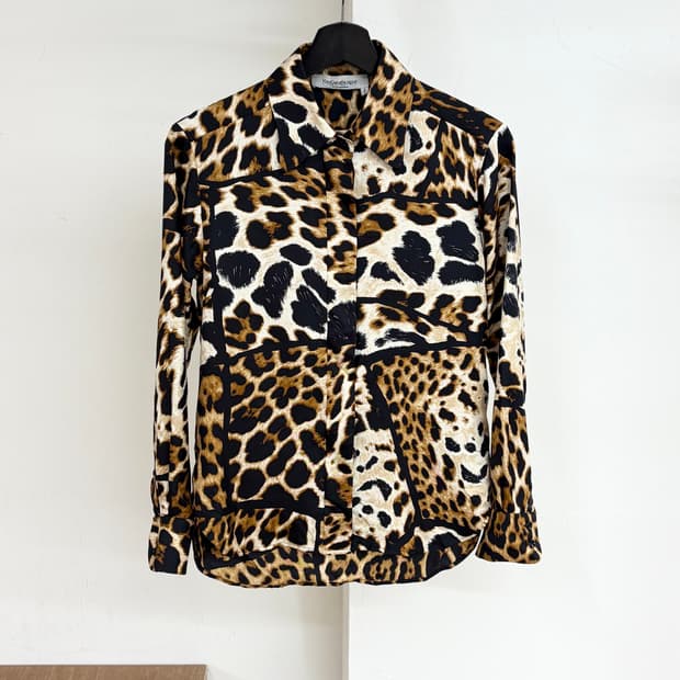 입생로랑 리브 고쉬 레오파드 프린팅 실크 셔츠