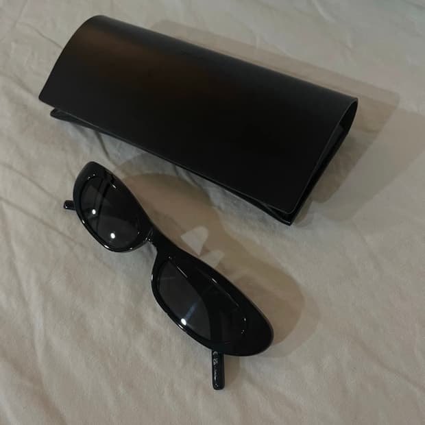 생로랑 선글라스 SL 557 SHADE