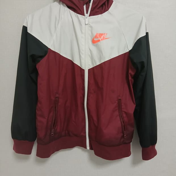 나이키 바람막이 xs