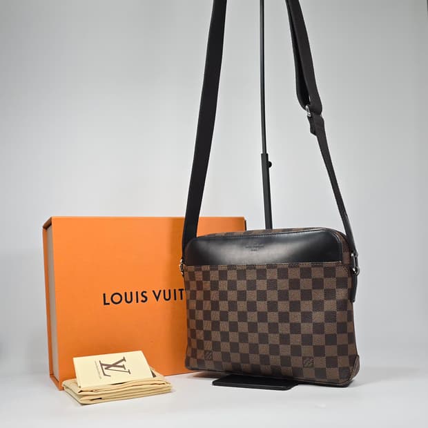 루이비통 다미에 제이크 PM 메신저백