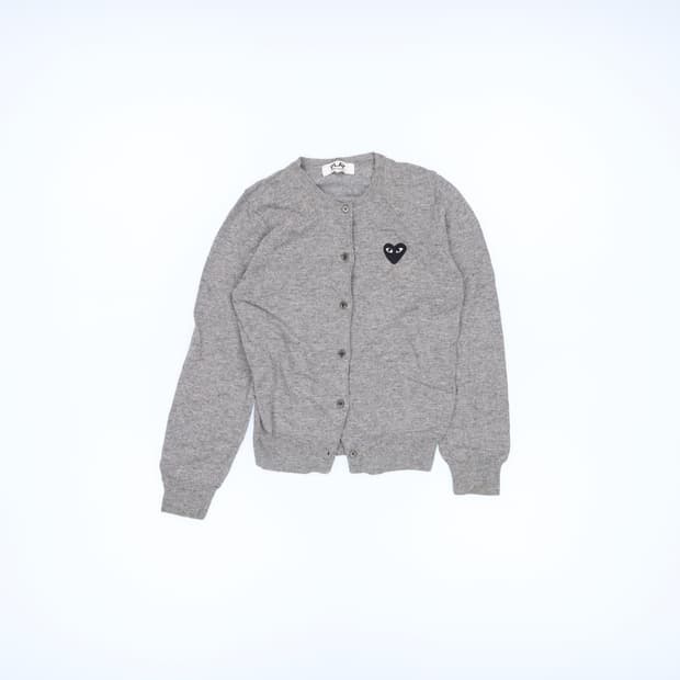 [S] 고급 여성 하트로고 블랙와펜 브이넥 가디건 0112J