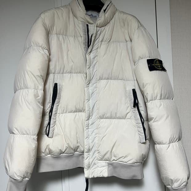 [국내매장구입] 스톤아일랜드 패딩(105)