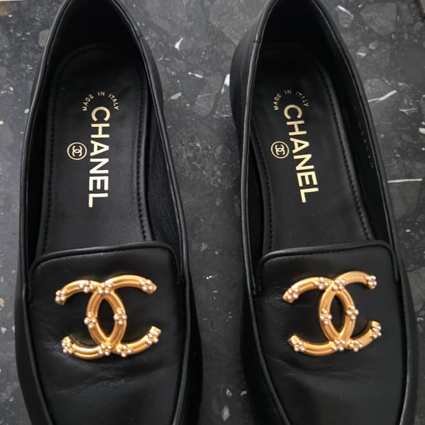 샤넬램스킨로퍼