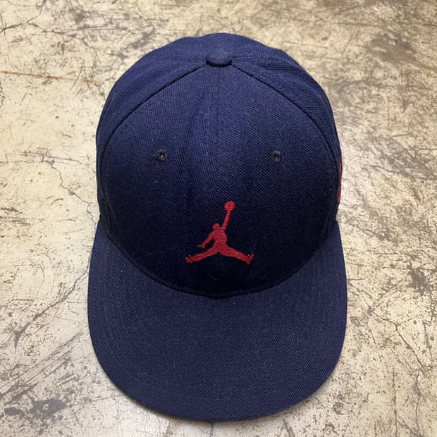 00s 조던 네이비 볼캡 모자