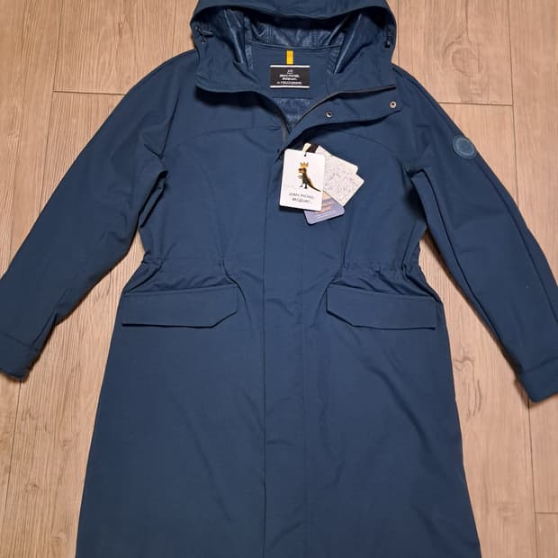 장미쉘바스키아 여성 바람막이 95 새상품 