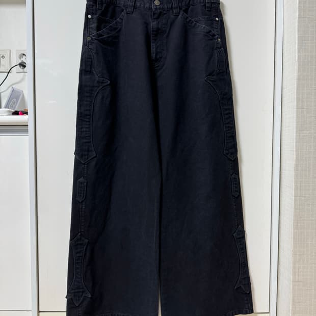 4) 폴리테루 1011 플뢰르 패치드 팬츠 워시드 블랙