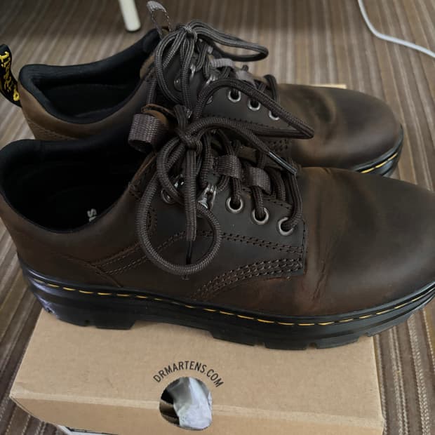 닥터마틴 리더 와이오밍 다크브라운
