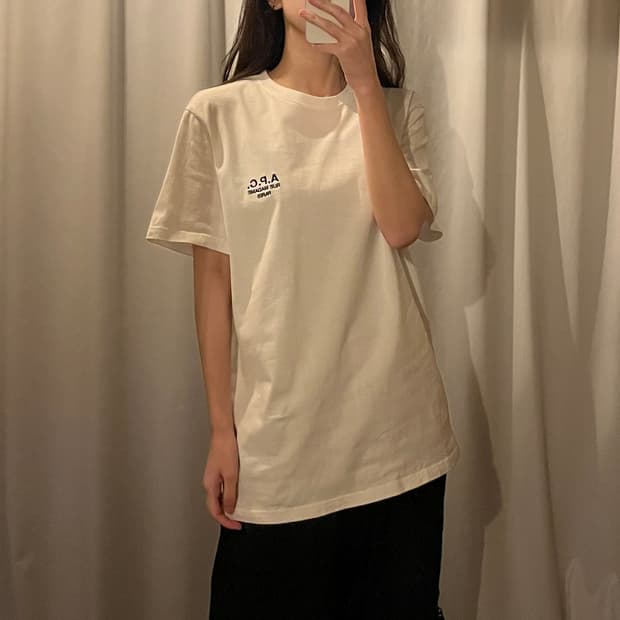 아페쎄 라운드 반팔티