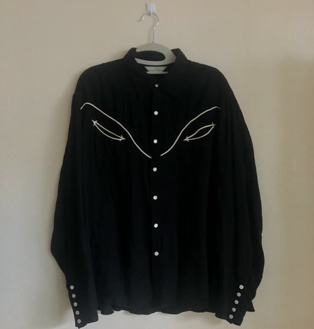 언유즈드 (unused) 셔츠 블랙 1size