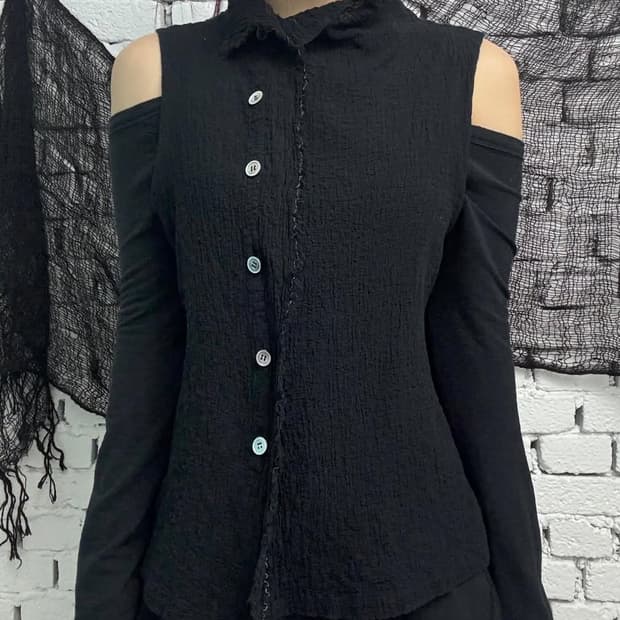 Asymmetric Seersucker Half-Neck Vest