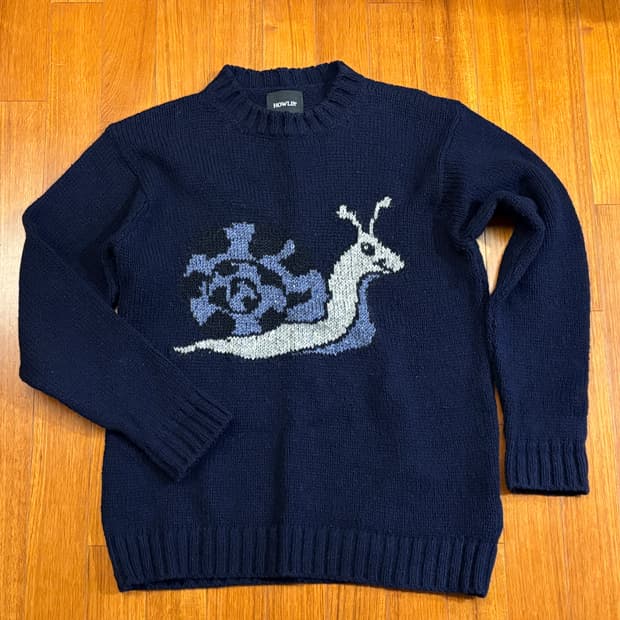 하울린 HOWLIN' 달팽이 네이비 니트