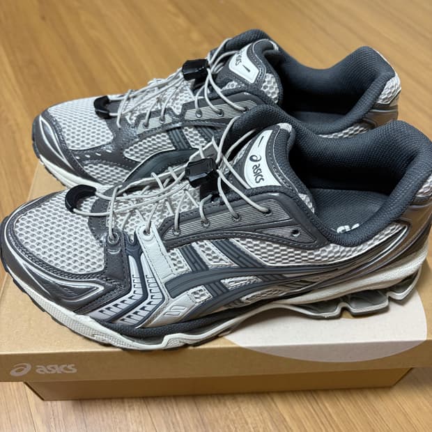 아식스 언리미티드 젤 카야노 14 오이스터 그레이 클레이 그레이