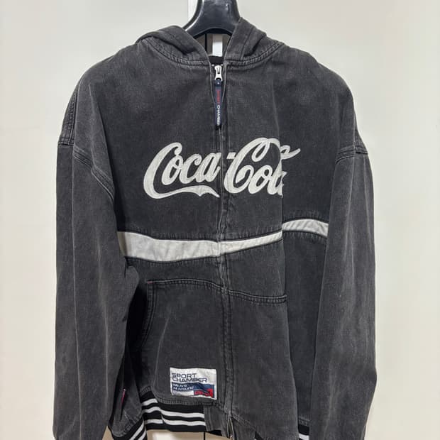 코카콜라 후드점퍼집업