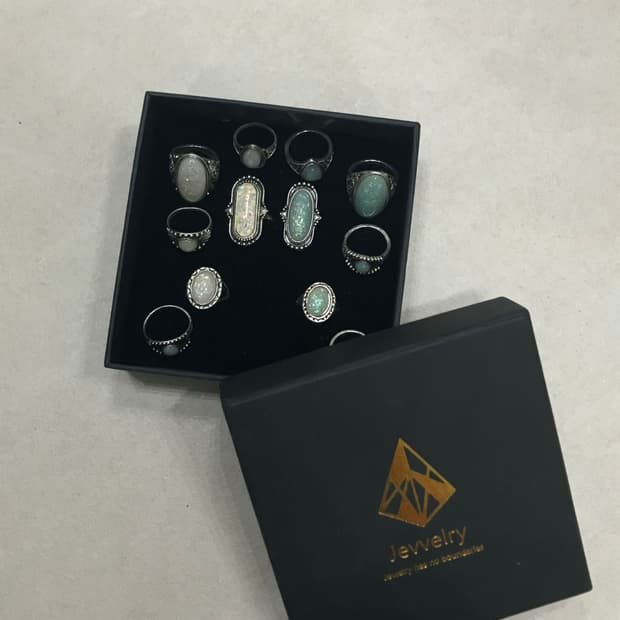 Opal style ring set 