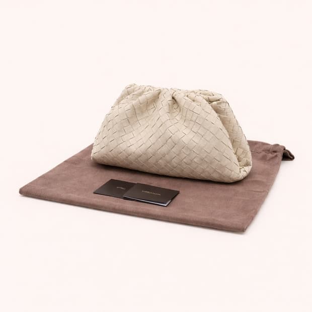 [S급] 보테가베네타 인트레치아토 만두 파우치 클러치 판매합니다!!!