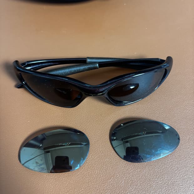 오클리 미뉴트 1.0 펄브라운