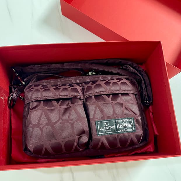 요시다포터x발렌티노 가라바니 로코 백 버건디