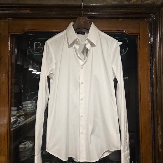 띠어리 화이트셔츠 