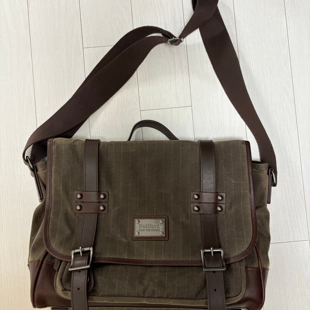 빌포드 지니크로스바디