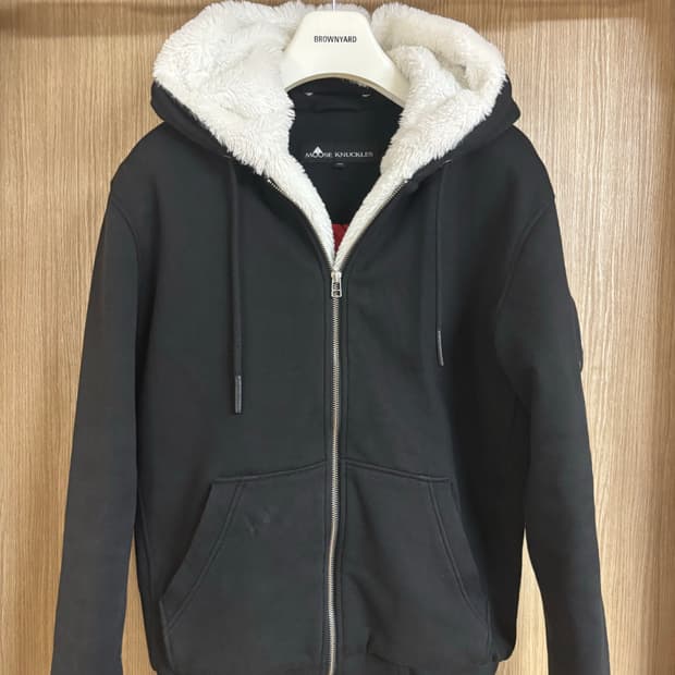 무스너클 버니스웨터 블랙 m