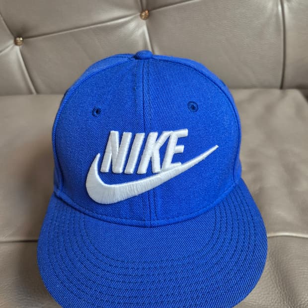 나이키 퓨추라 TRUE 스냅백 남자 프리. 최상