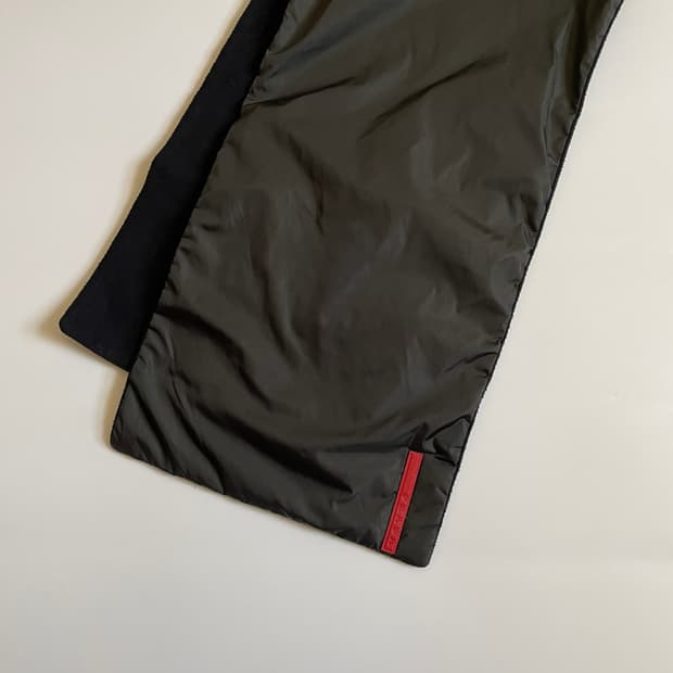 PRADA 프라다 스포츠 나일론 머플러