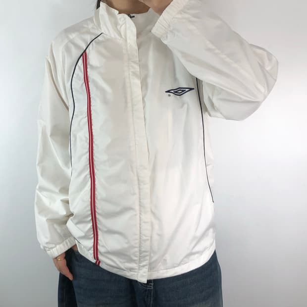 [L] 엄브로 화이트 바람막이