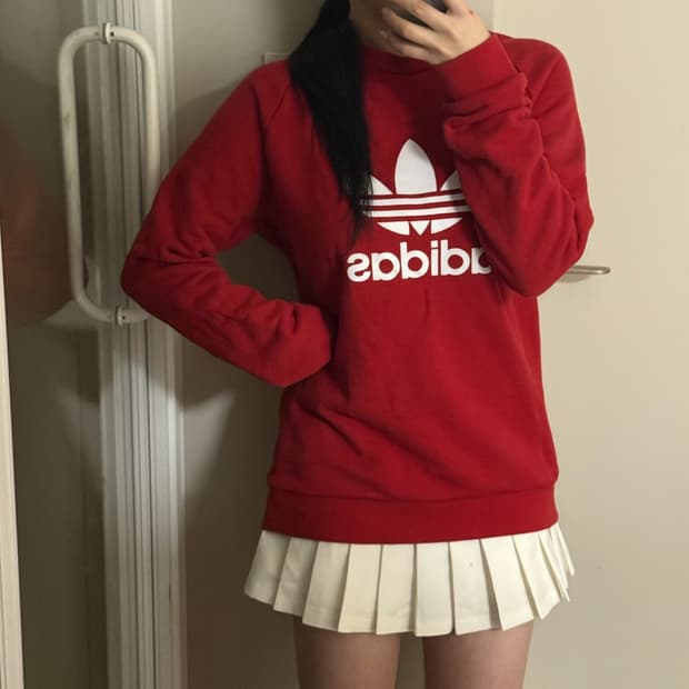 아디다스 맨투맨