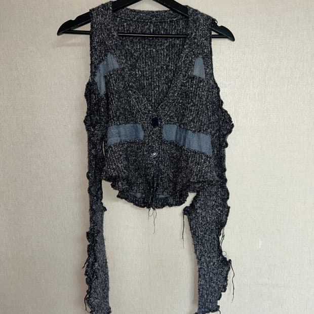 미스테리어스호텔 데미지 니트 가디건