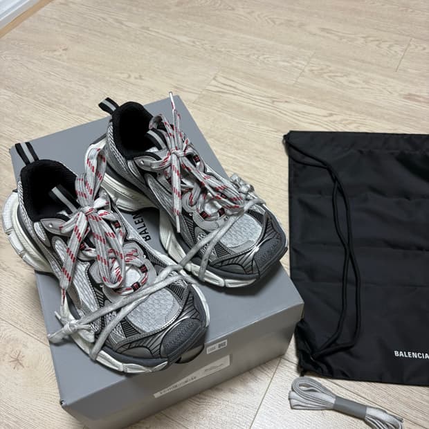 발렌시아가 3XL (41) 새상품급