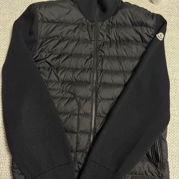 정품 몽클레어 김현우 니트패딩 XL 블랙