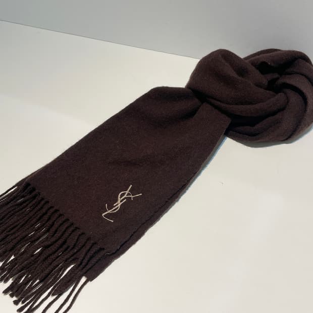 입생로랑 빅로고 울 목도리 A1433