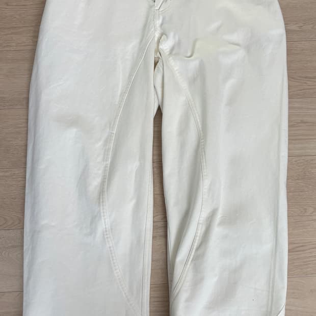 파르티멘토 커브드 절개 와이드 치노 팬츠 본 화이트