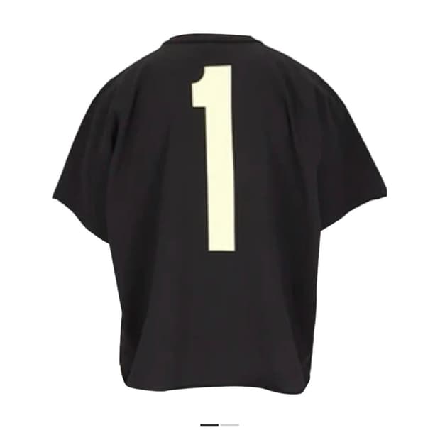 Yzy One box t-shirts black (size 2)