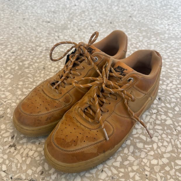 - Nike Air Force 1 ‘07 WB Flex