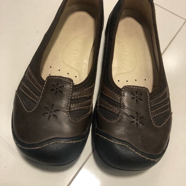 Keen 킨 플라워 메리제인 🤎