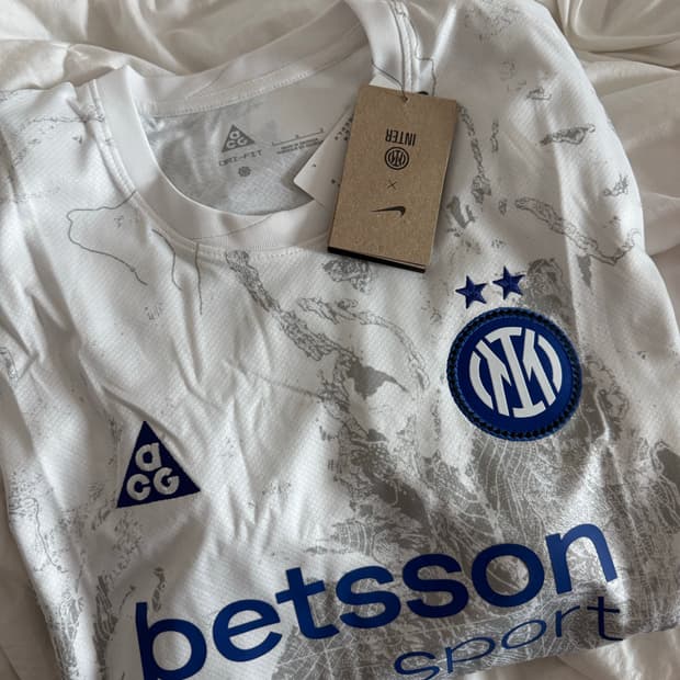 인터밀란 25-26 4th 골키퍼 킷 L