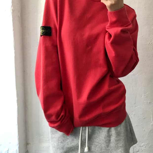 Stone-Island 스톤 아일랜드 주니어라인 레드컬러 와펜 맨투맨