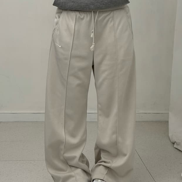 나이키 아이보리 와이드 팬츠