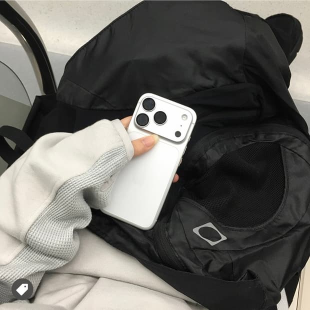 미스치프 라이트웨이트 집 어라운드 백팩 블랙