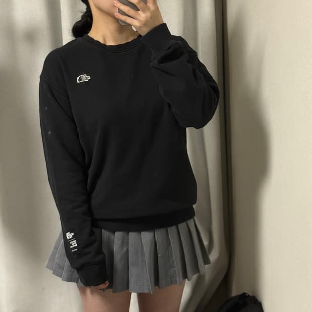 노스페이스 맨투맨