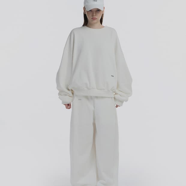 므넴 핀턱 로고 조거 팬츠 화이트 