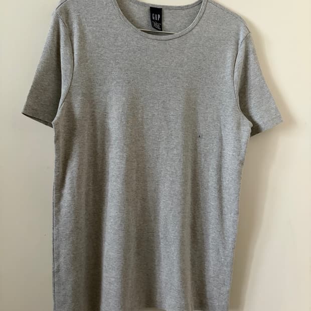 Old gap tshirts