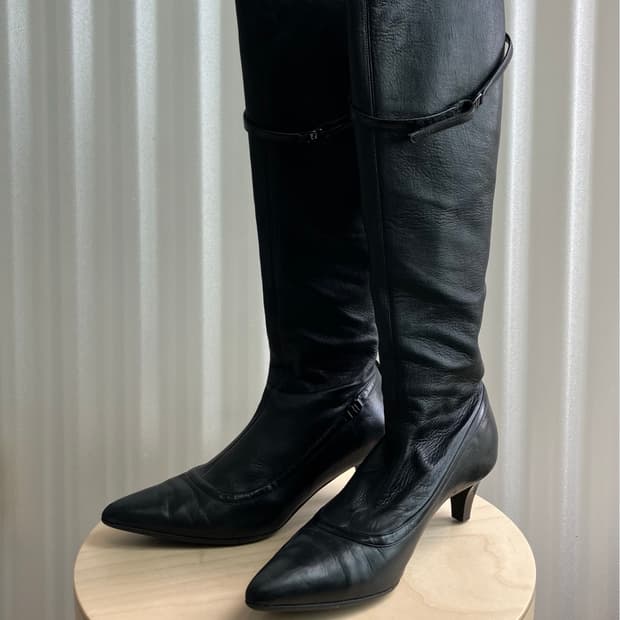 [37] Salvatore Ferragamo 레더 롱 부츠