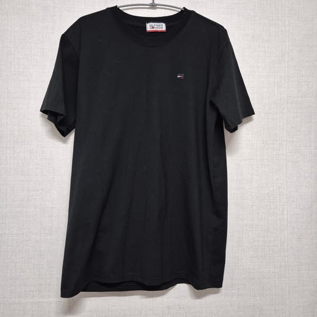 타미힐피거 반팔티셔츠