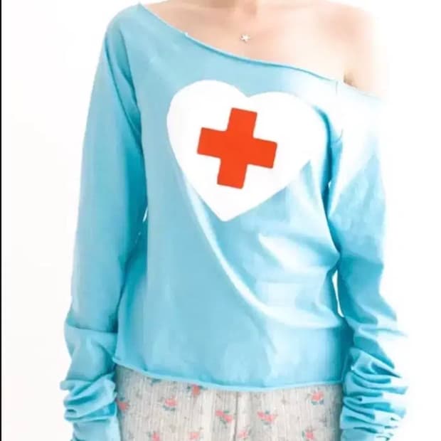 샵페어리 Cherish heart cut off t-shirt mint