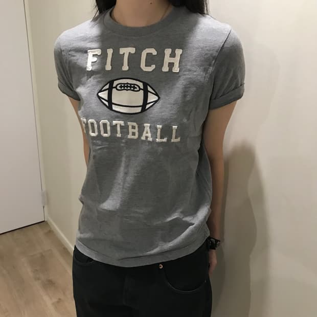 아베크롬비 반팔 그레이