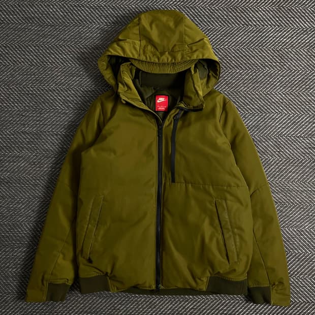 나이키 테크팩 다운 푸퍼 숏패딩o 3011